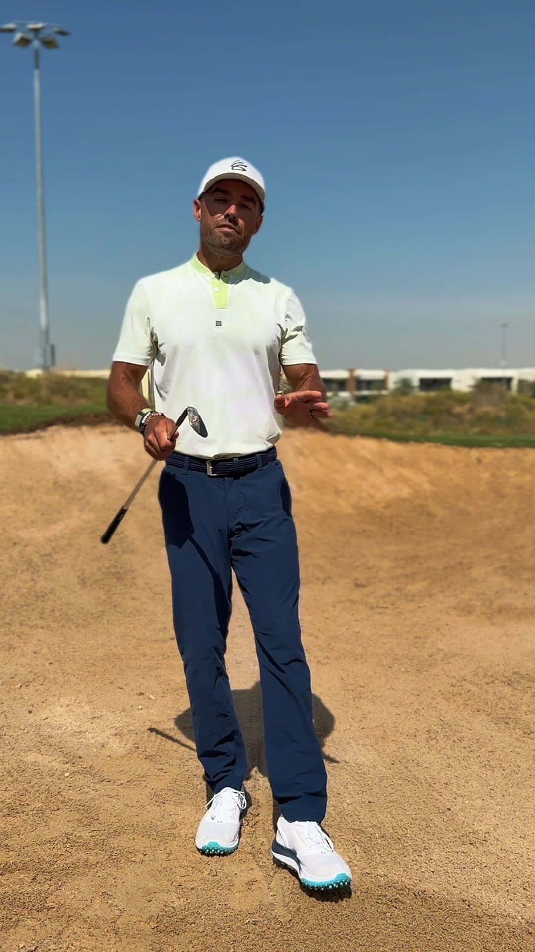 BUNKER SHOTS FOR ALL SKILL LEVELS: ENTRY POINT